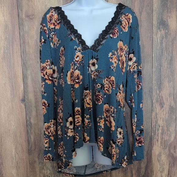 Daytrip Floral Lace V-Neck Flowy Lounge Shirt XL            V115 - Picture 1 of 8